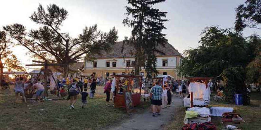 TİKA'dan Hırvatistan'daki tarihi mirası canlandıran festivale destek