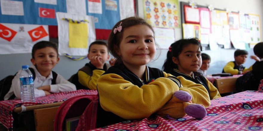 17 milyon öğrenci için ders zili çalıyor