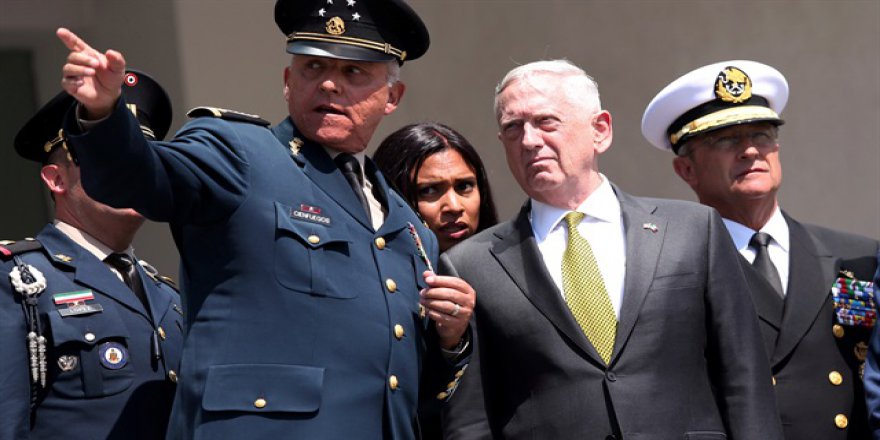 ABD, Afganistan'a yeni askerler yollayacak