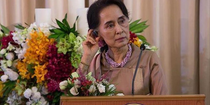 Suu Çii, Arakan'daki katliamı görmezden gelmeye devam ediyor