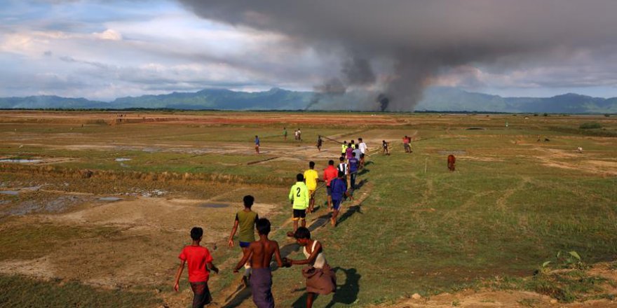 Arakan'da Müslüman köyleri kundaklanmaya devam ediliyor