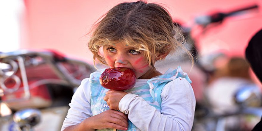 Suriye'de savaşta doğmuş çocuklara 'Sınırsız Şenlik'