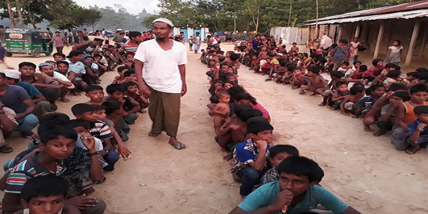 Cansuyu Derneği'nden Arakanlılar'a yardım