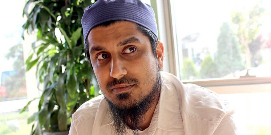 Müslüman STK yöneticisi 'yetkilileri engellemek'ten suçlu bulundu