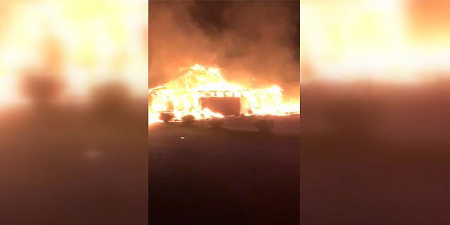 İsveç'te cami yakıldı