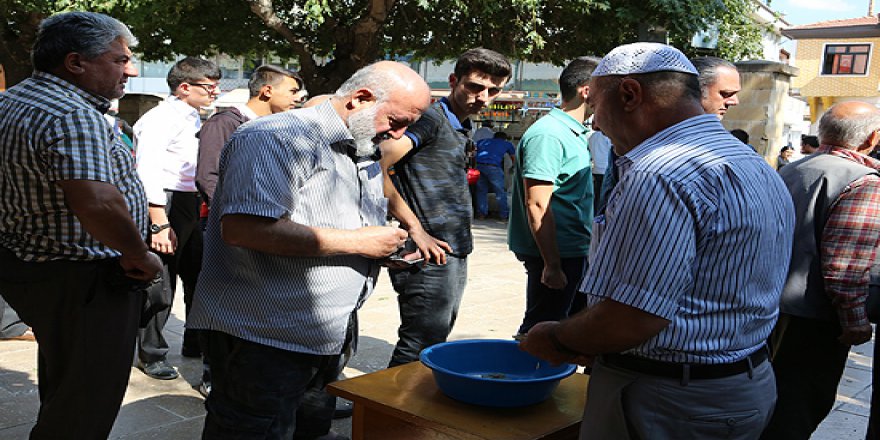 Cami cemaatinden Arakan'a 382 bin liralık yardım