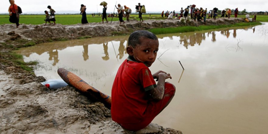 Sri Lanka'ya sığınan Arakanlı Müslümanlara saldırdılar