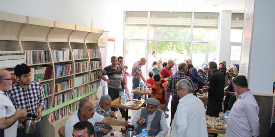 Terör mağduru mahalleye kitap kafe