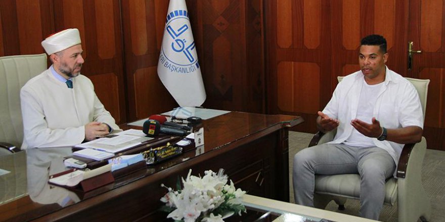 Kayseri'de duyduğu ezan hayatını değiştirdi