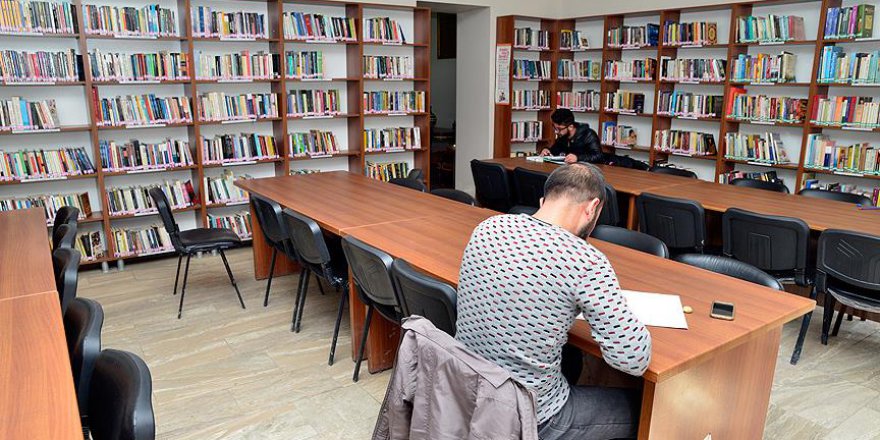 Türkiye'de 70 bin kişiye bir halk kütüphanesi düşüyor