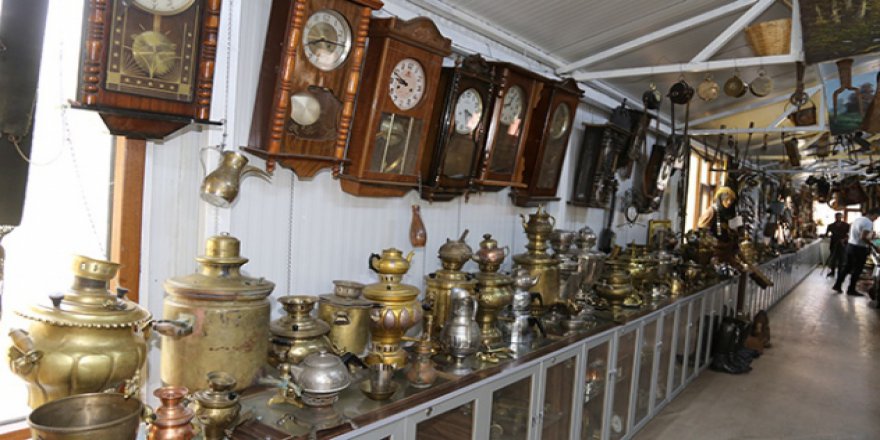 Bu ev ziyaretçilerini geçmişe götürüyor