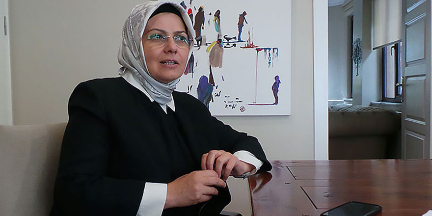 Ayşe Böhürler: Çocuklarımızı 'din yorgunu' yaptık!