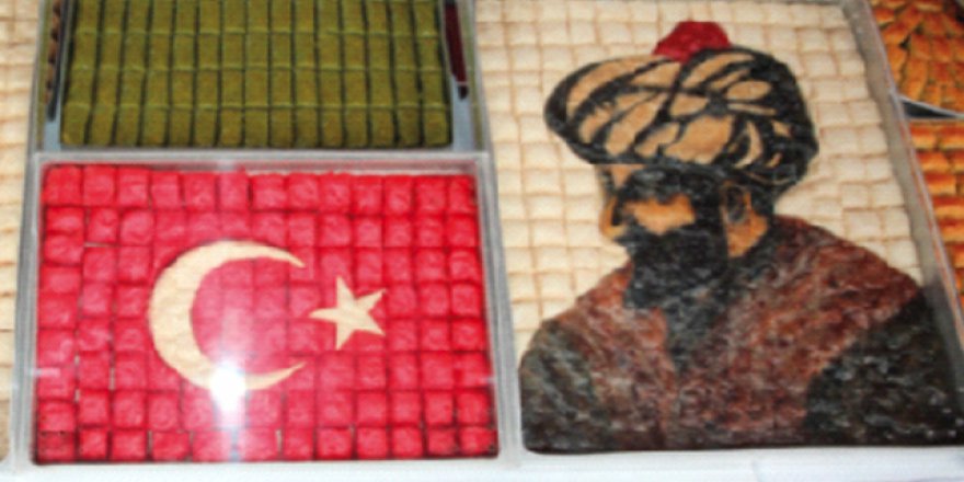 Eminönü'nde ikramlı baklava festivali