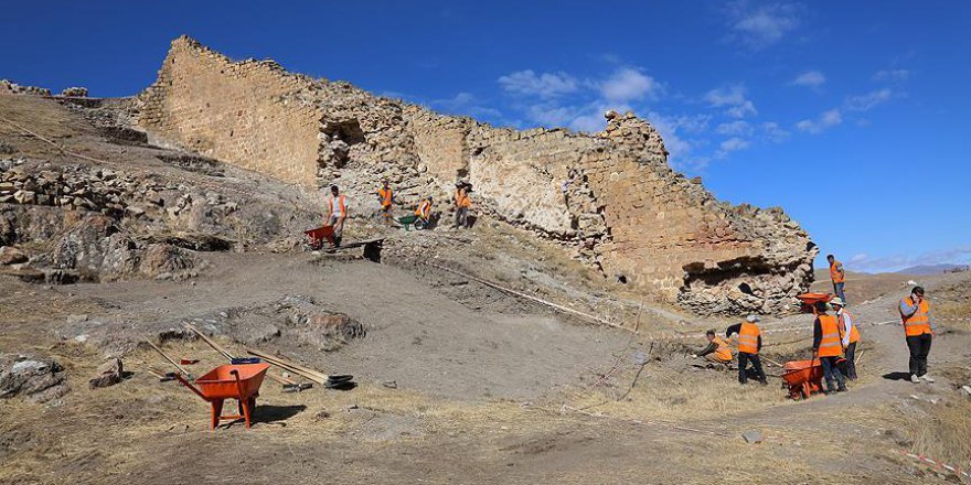Türkiye'nin en büyük üçüncü kalesi restore ediliyor