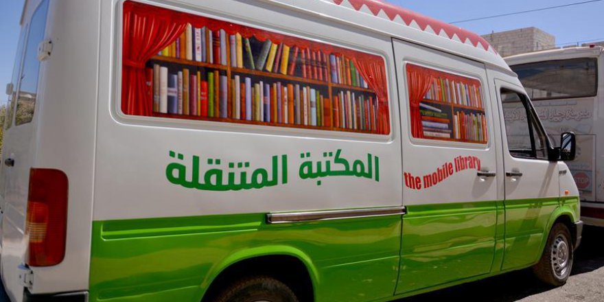 Suriye'de çocuklara gezici kütüphane