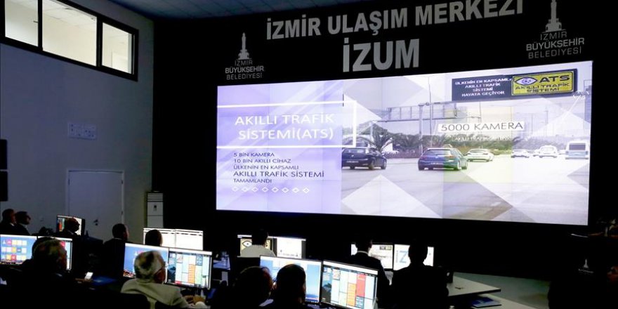 İzmir'de 'Akıllı Trafik Sistemi' devreye girdi