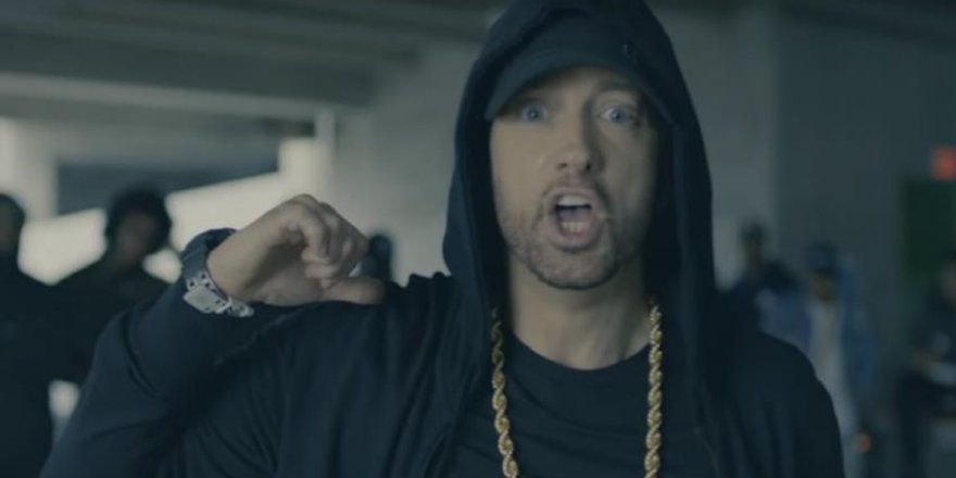 Ünlü Hip-Hop şarkıcısı Eminem Trump'a karşı Müslümanları savundu
