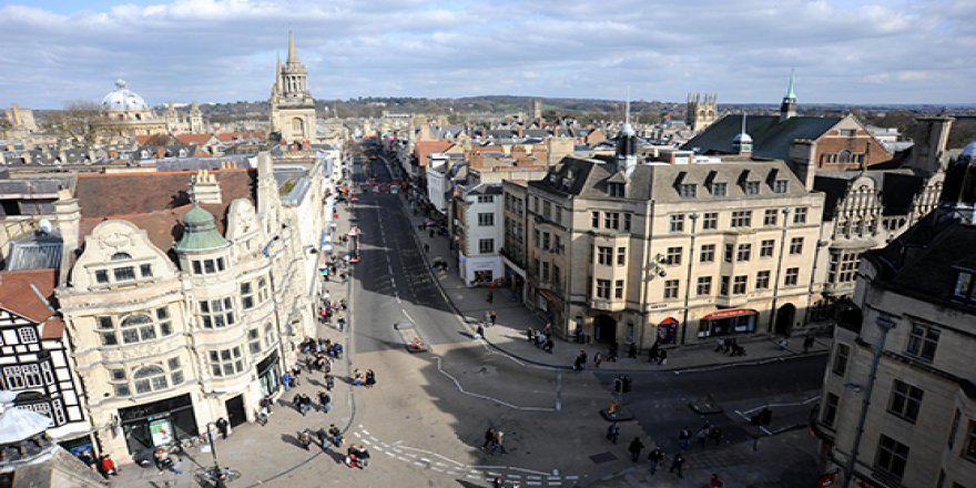 Türk öğrenciler rotalarını İngiltere'ye çevirdi