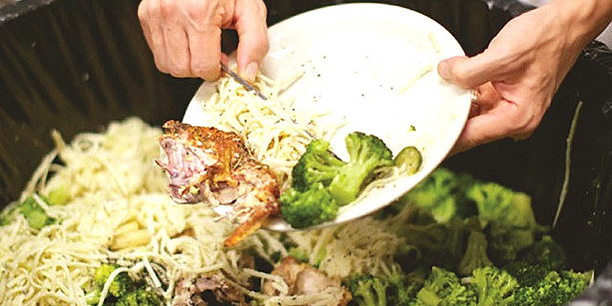 Dünya israf belasından kurtulamıyor