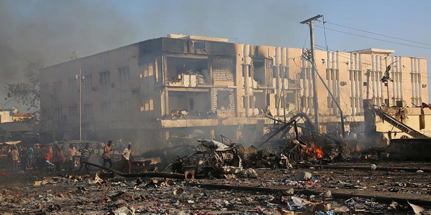 Somali'deki bombalı saldırıda ölü sayısı 231'e yükseldi