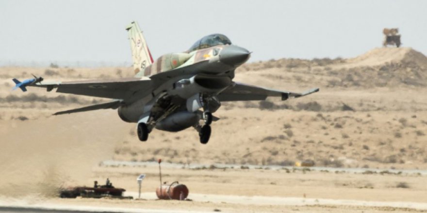 İsrail uçakları Suriye'de uçaksavar mevzisini vurdu