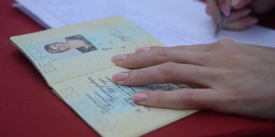 Bazı Schengen ülkelerinin vize başvurularını durdurduğu iddiası yalanlandı