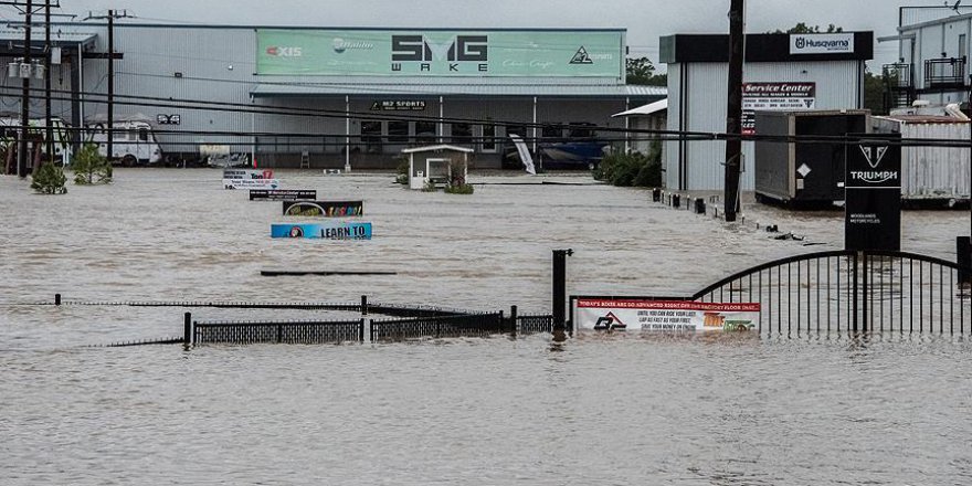 Kasırga mağdurlarından 'İsrail'i boykot etmeme' taahhüdü istendi
