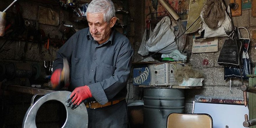 Unutulmaya yüz tutmuş mesleğe yarım asırdır can veriyor