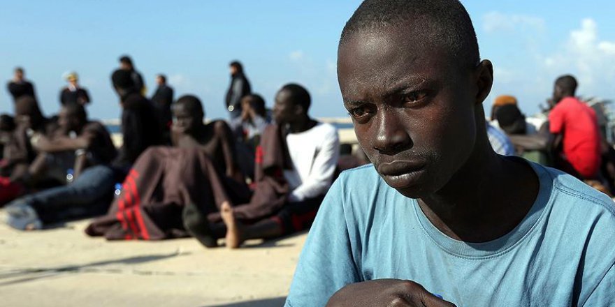 Angola yüzlerce kaçak göçmeni sınır dışı etti