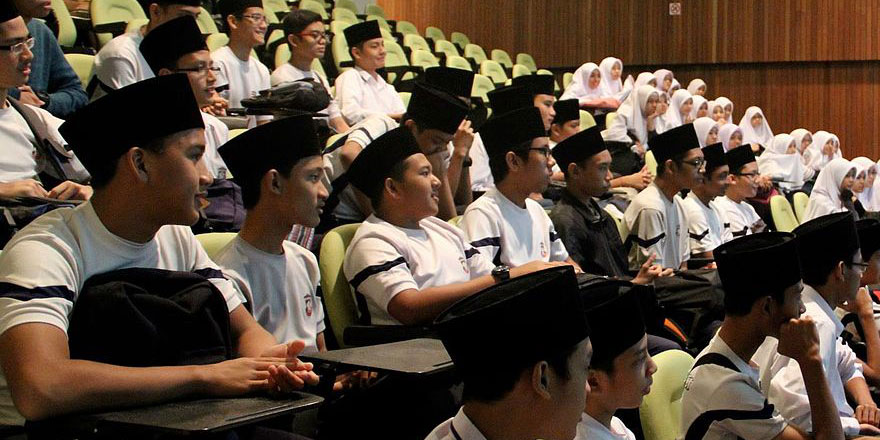 İslam'ı Singapur'da tanıtmak ve büyütmek için yapılan toplantı