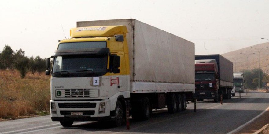 BM'den Suriyelilere 14 tır insani yardım malzemesi