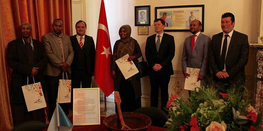 Hollanda'daki Somalililerden teşekkür ziyareti
