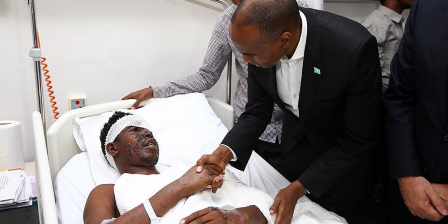 Türkiye'ye getirilen Somalili yaralılara ziyaret