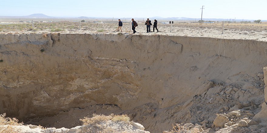 Konya'da bir derin obruk daha oluştu