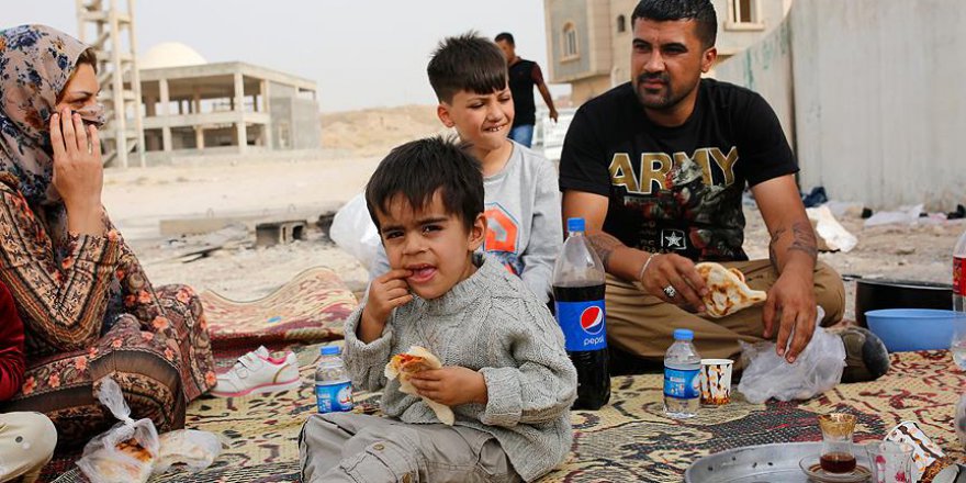 Kerkük'ten Erbil'e kaçan aileler yardım bekliyor