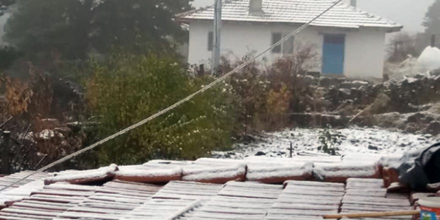 Başkente yılın ilk karı yağdırıldı