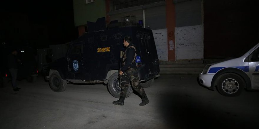 İstanbul'da terör operasyonu: 2 gözaltı