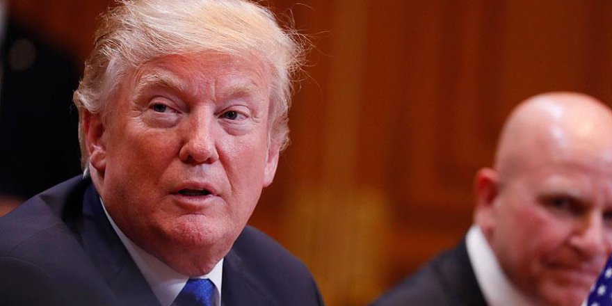 Trump, Filipinler Devlet Başkanı Duterte ile ilk kez görüştü