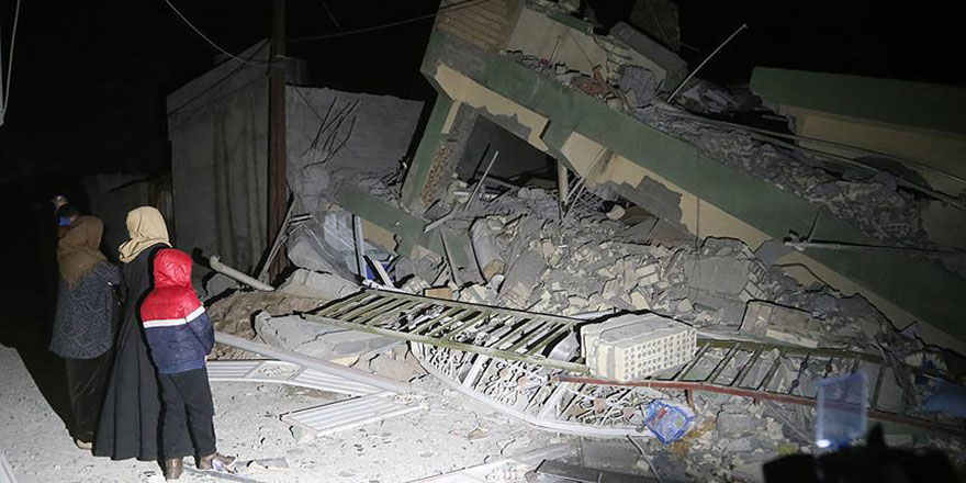 Depremzedeler bayramı çadırlarında karşılayacak