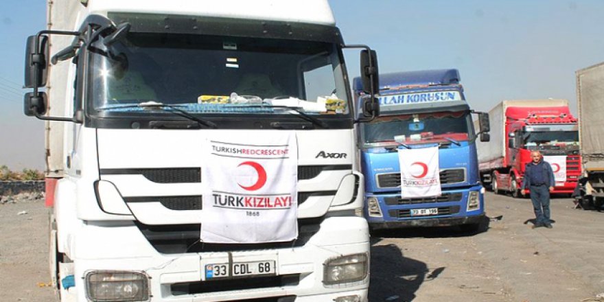 9 tır dolusu yardım malzemesi deprem bölgesine doğru yola çıktı