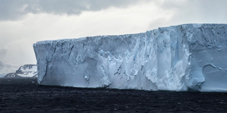 NASA'dan trilyon ton ağırlığında dev buzdağı uyarısı