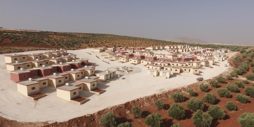 Suriye'de 'Rahmet Yaşam Köyü' açıldı