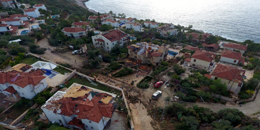 'Hortumun bizi binayla bir yerlere götürdüğünü düşündüm'