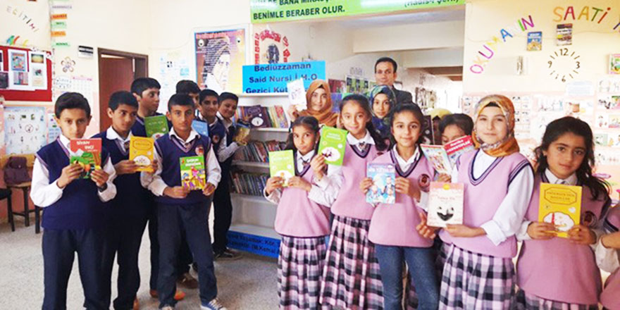 Bediüzzaman Said Nursi İmam Hatip okulunun ilginç kütüphanesi