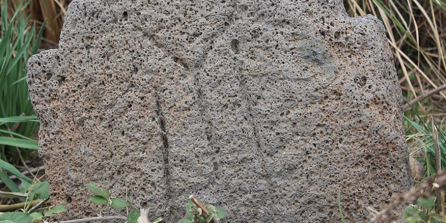 Hatay’da Kayı Boyu damgalı mezar taşları bulundu