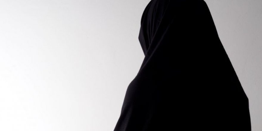 Müslüman kadın, 'Müslümana benzediği' için işe alınmadı!