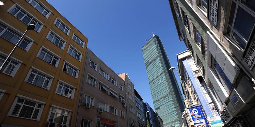 'Binalarımızı depreme karşı güvenli hale getirmedikçe marka şehirler oluşturamayız'