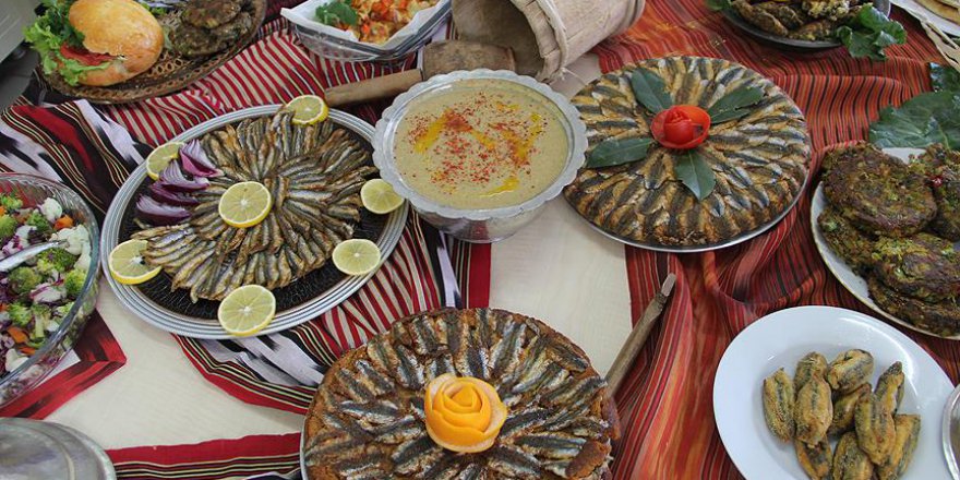 Unutulan hamsi yemekleri gün yüzüne çıkarılıyor