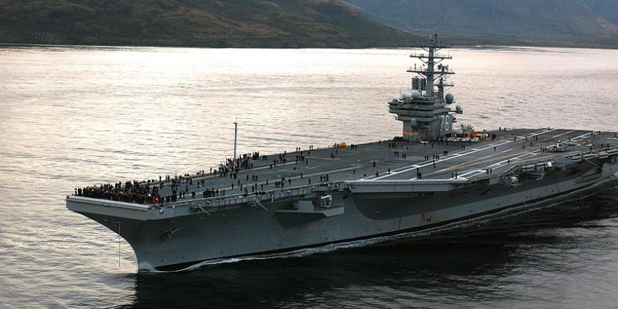 ABD uçağı Pasifik'te düştü