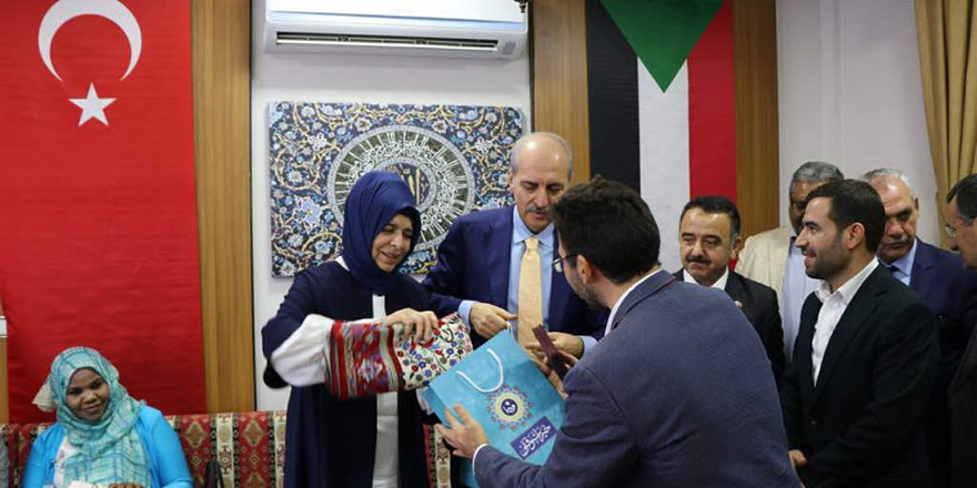 Numan Kurtulmuş'a Risale-i Nurların Arapçaya tercümesi anlatıldı